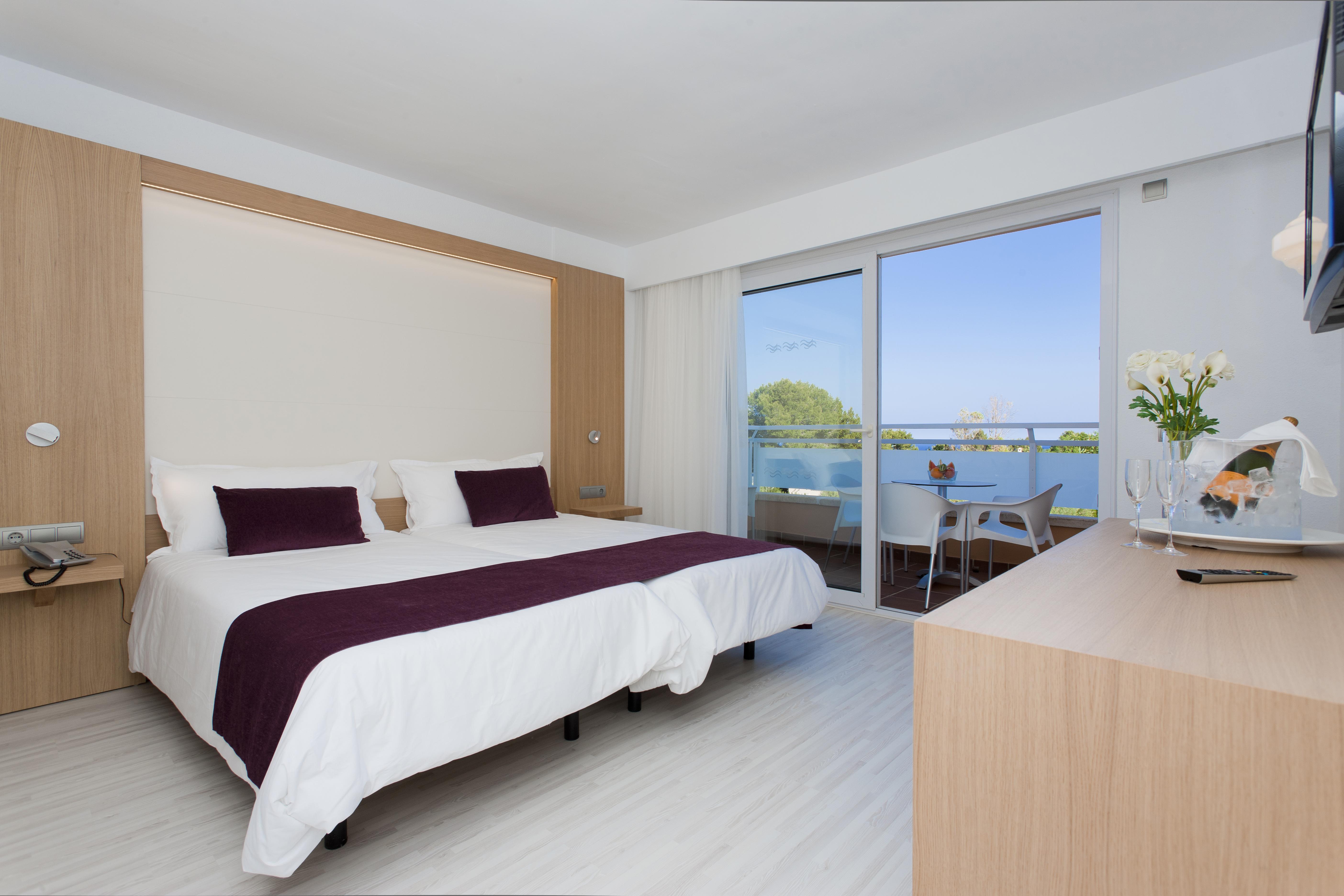 Insotel Cala Mandia Resort 외부 사진