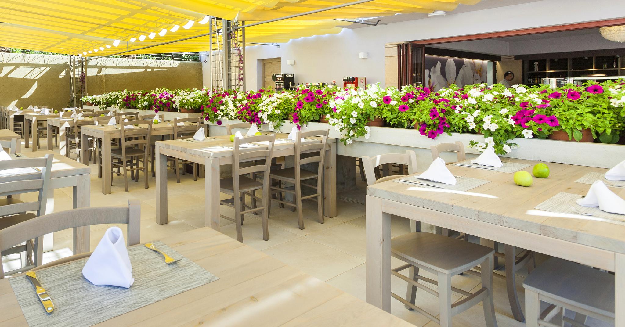 Insotel Cala Mandia Resort 외부 사진