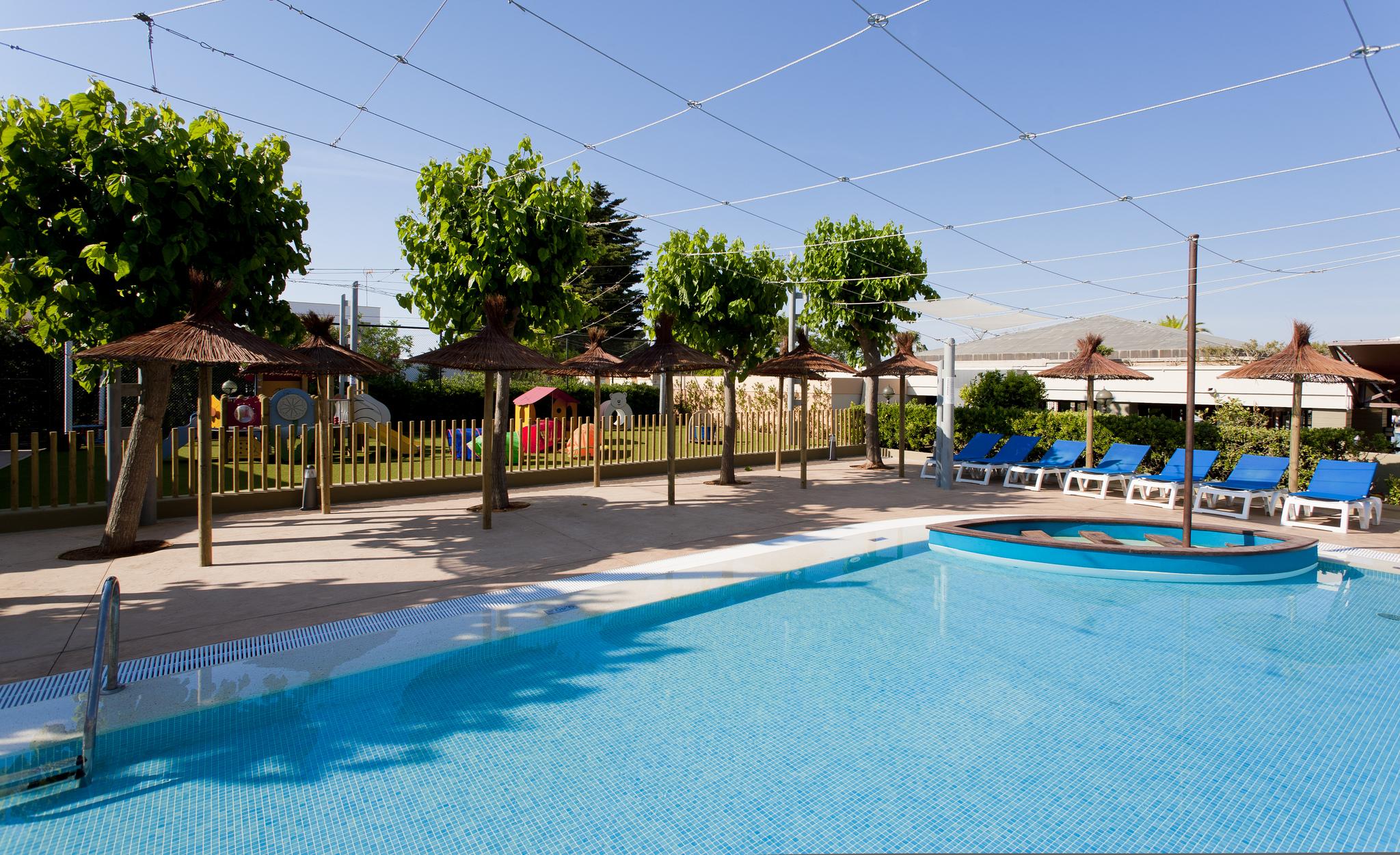 Insotel Cala Mandia Resort 외부 사진