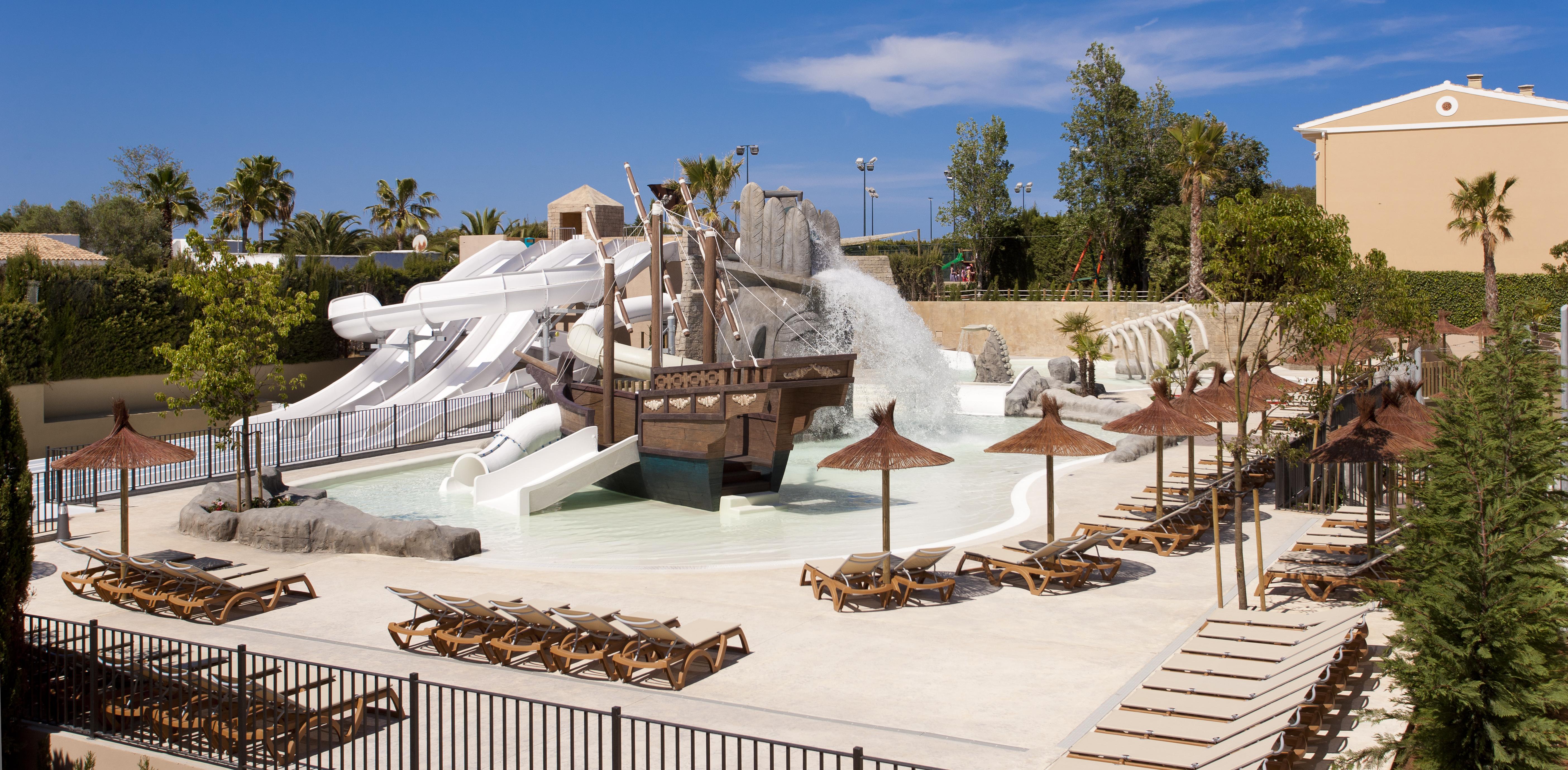 Insotel Cala Mandia Resort 외부 사진